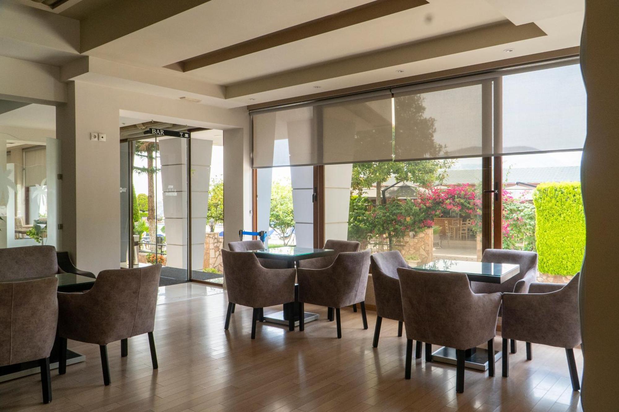 Hotel Mediterrane Sarande Luaran gambar
