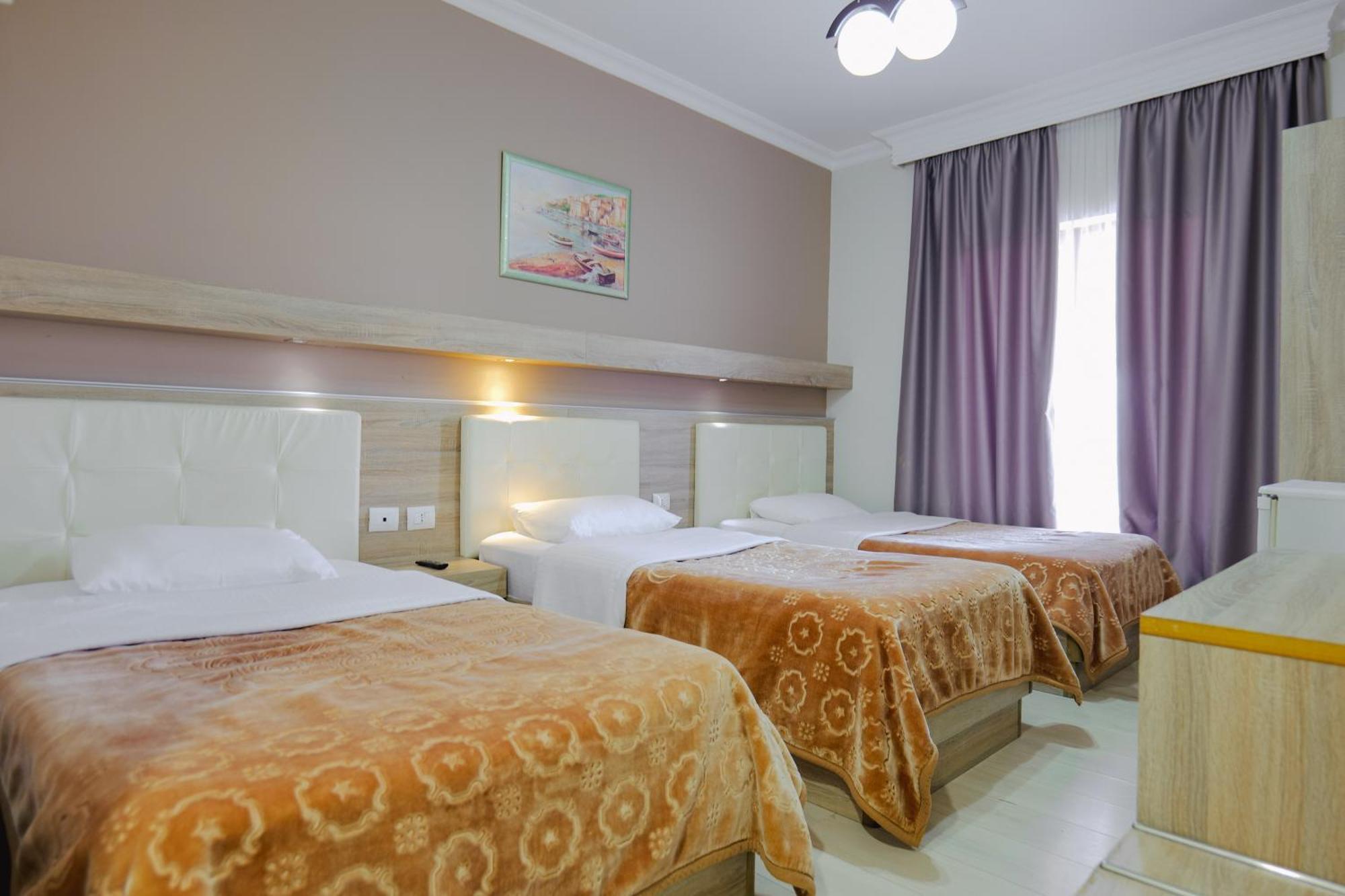 Hotel Mediterrane Sarande Luaran gambar