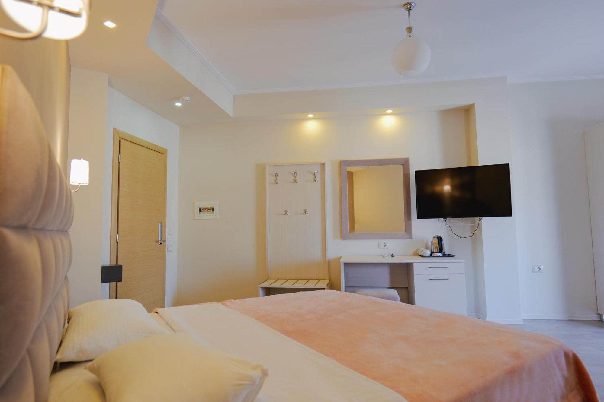 Hotel Mediterrane Sarande Luaran gambar